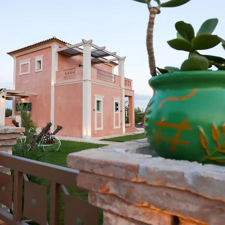 Agro Art Boutique & Luxury - Two Art With Pools, Unique Decors, And A Treehouse Option Villa