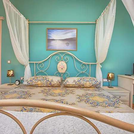 Agro Art Boutique & Luxury - Two Art With Pools, Unique Decors, And A Treehouse Option Villa Vanato